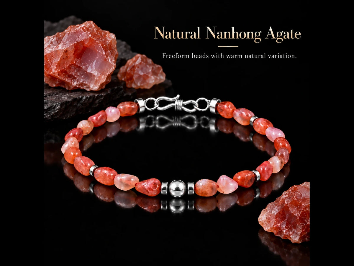 Natural Nanhong agate raw stone and freeform bead material detail
